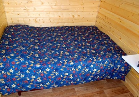 Lodge network bedroom